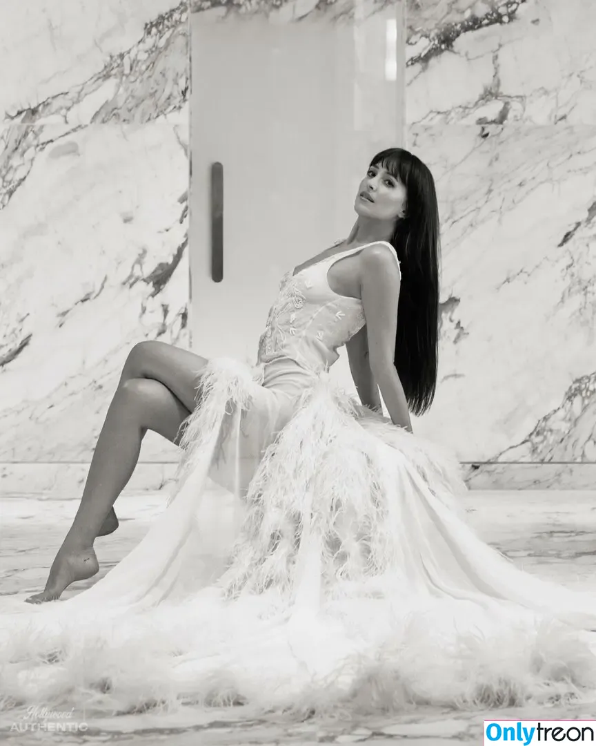 Dakota Johnson nude photo #1696 (dakotajohnson / isDakotaJohnson)