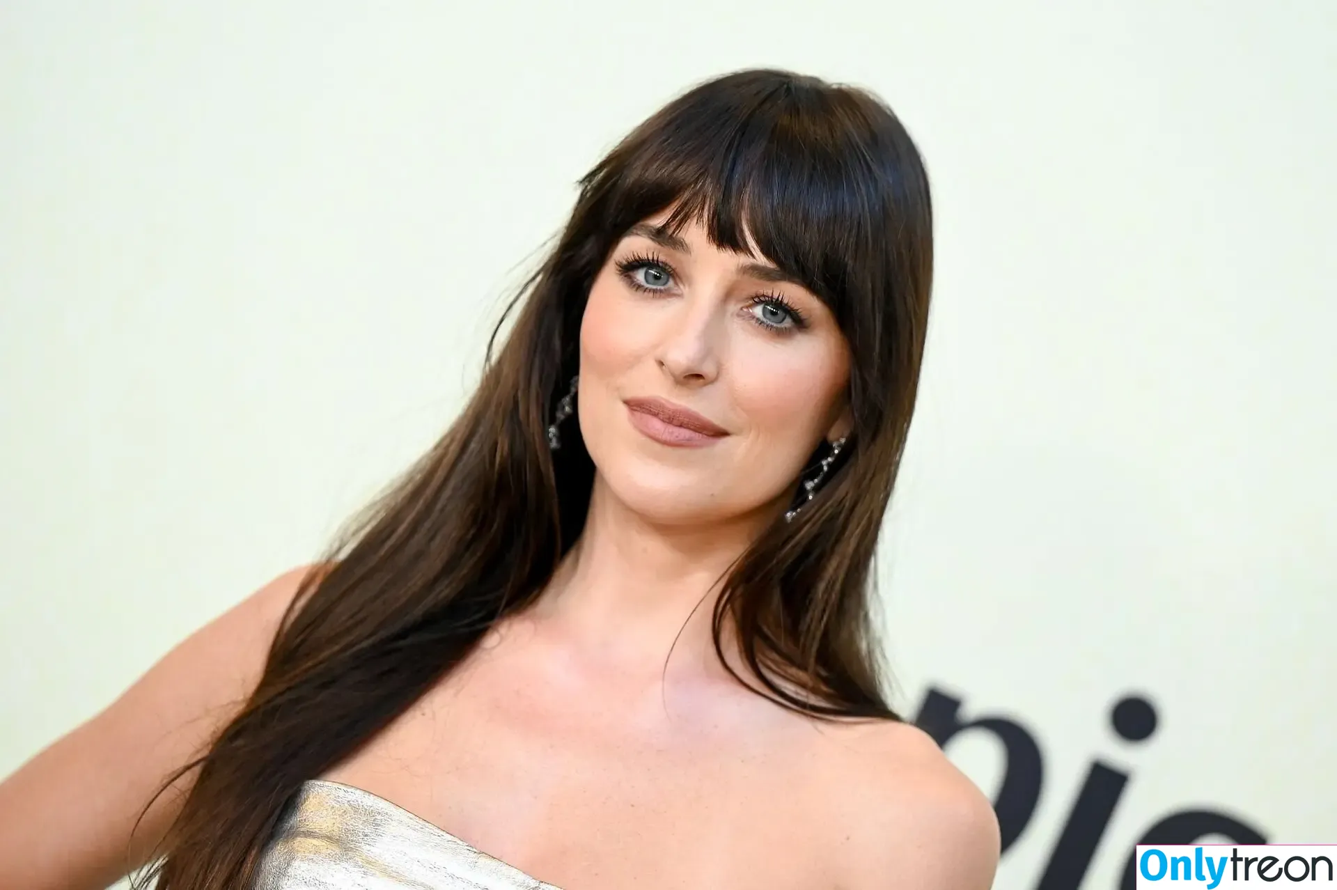 Dakota Johnson nude photo #1739 (dakotajohnson / isDakotaJohnson)