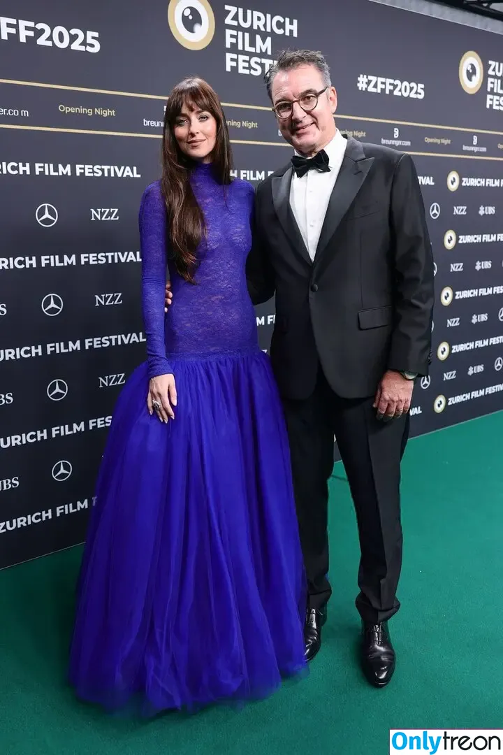 Dakota Johnson голая photo #1790 (dakotajohnson / isDakotaJohnson)