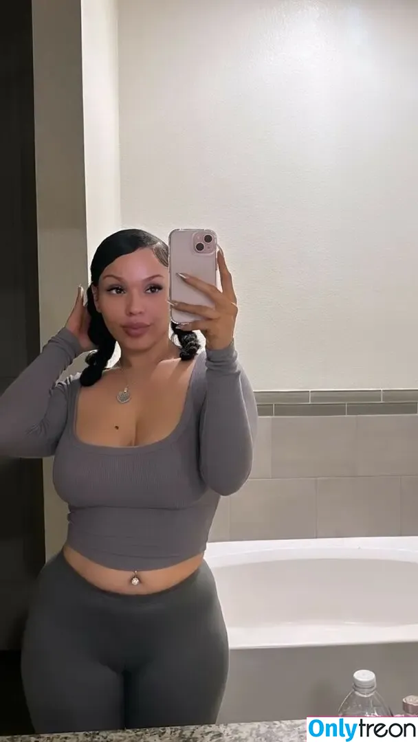 Damndashaa nude photo #0001 (damndasha)
