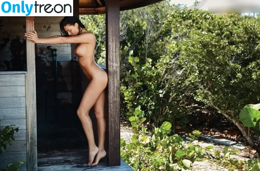 Dana Taylor nude photo #0015 (Dana Taylor)