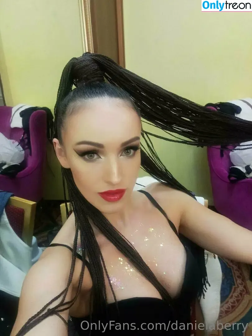 danaberry nude photo #0001 (danadberry)
