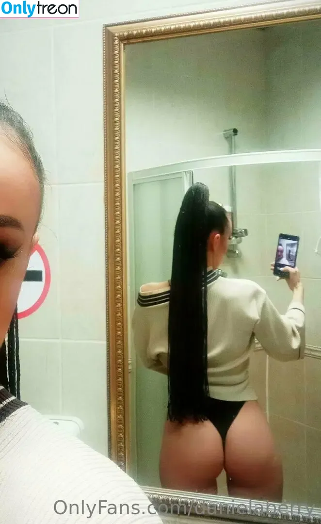 danaberry голая photo #0015 (danadberry)