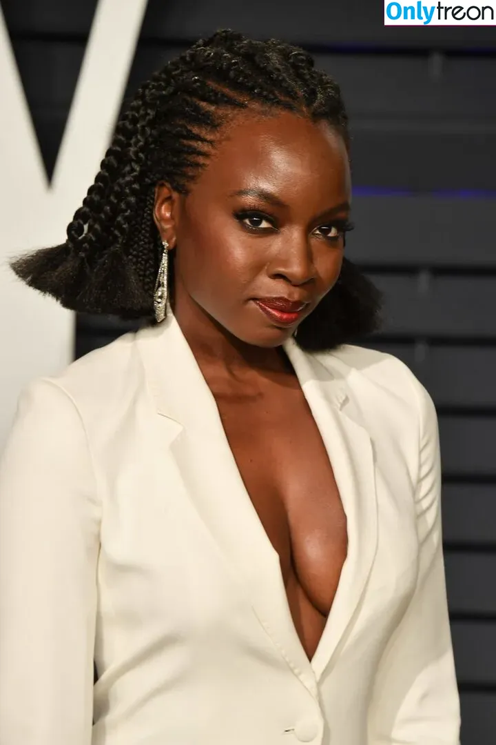 Danai Gurira голая photo #0085 (danaigurira)