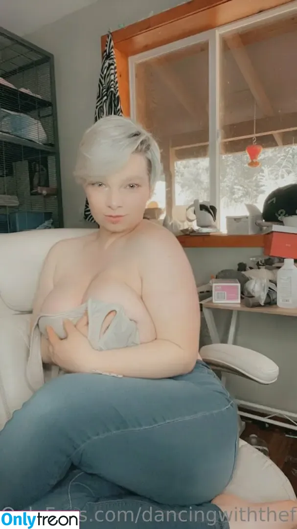 dancingwiththefae2.0 nude photo #0039 (dancingwiththefae2.0)