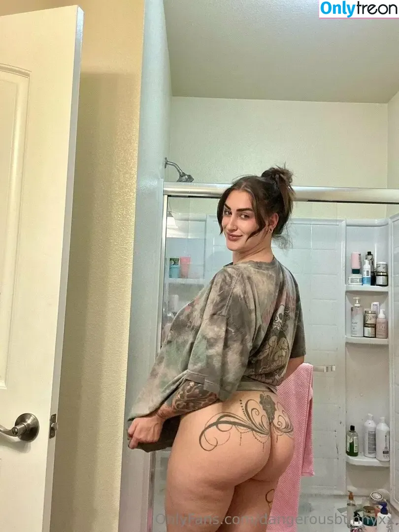 dangerousbunnyxx nude photo #0240 (patootiepeaches)