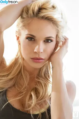 Dani Mathers / DaniMathers / missdanimathers nude photo #0196
