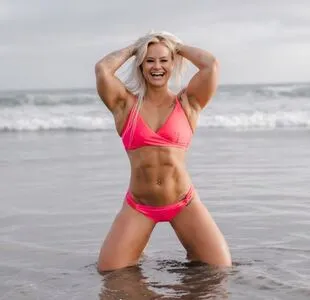 Dani Speegle / dellespeegle фото голая #0128