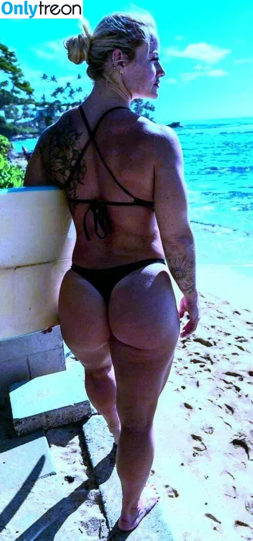 Dani Speegle nude photo #0001 (dellespeegle)