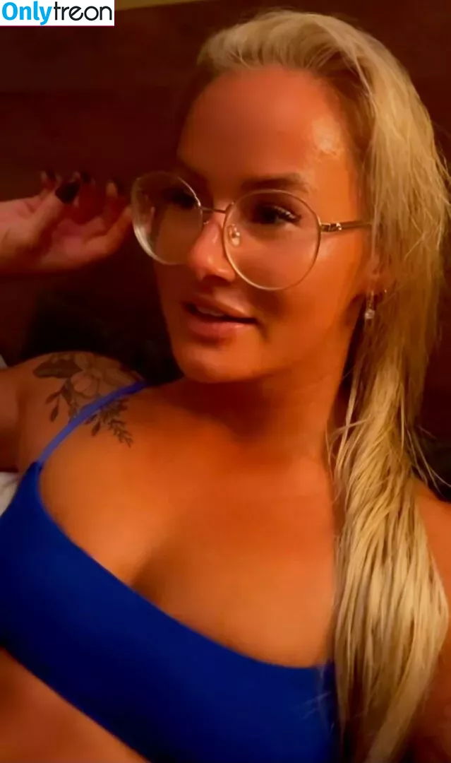 Dani Speegle голая photo #0238 (dellespeegle)