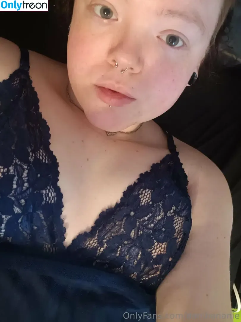 danibananie nude photo #0015 (danibananie22)