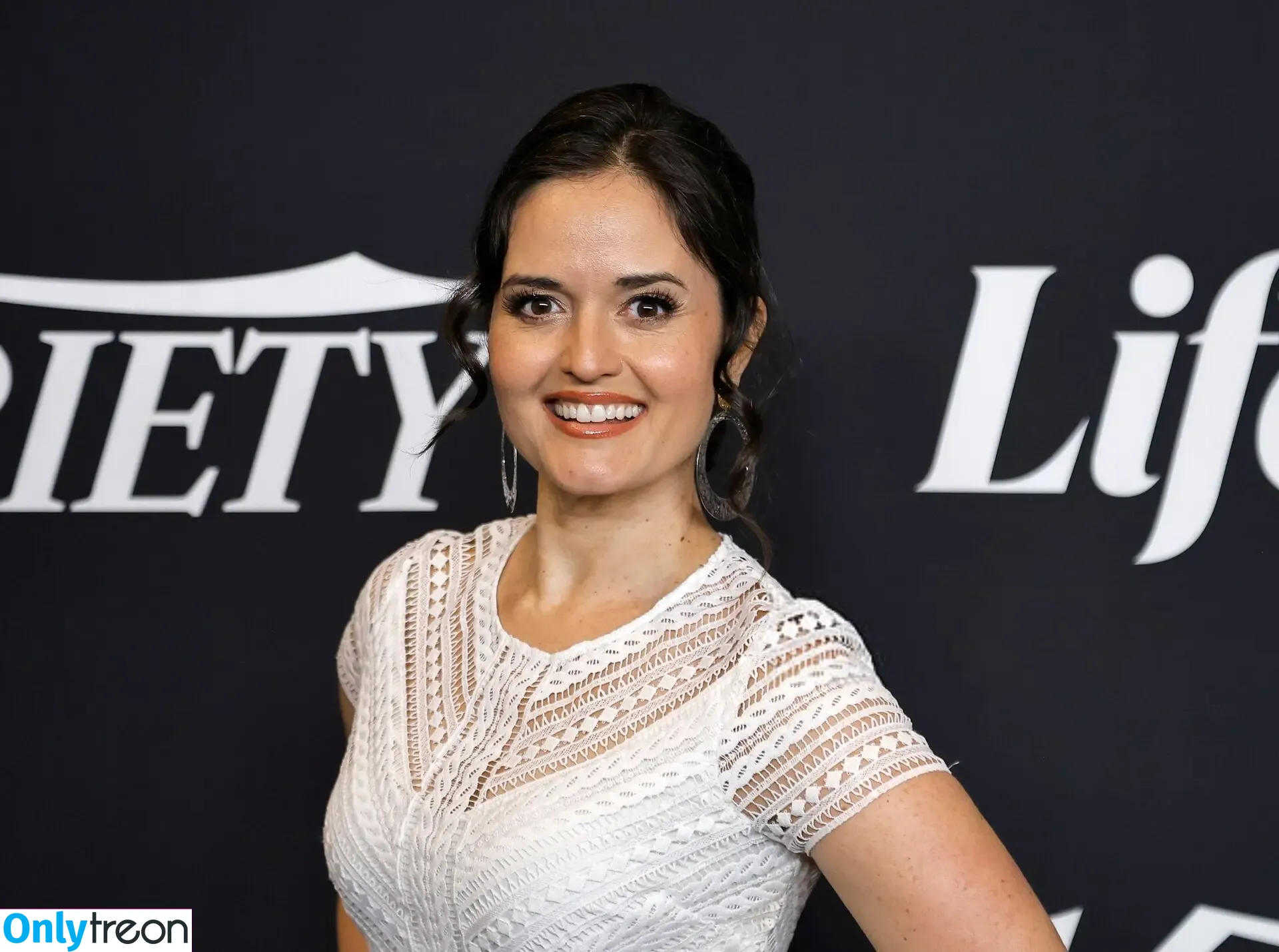 Danica McKellar nude photo #0036 (danicamckellar)
