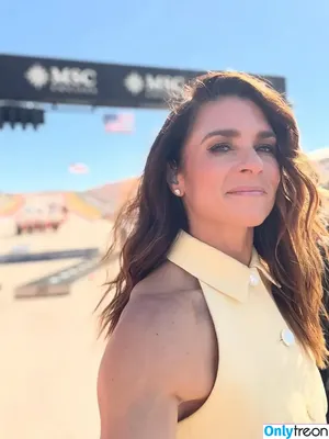 Danica Patrick / DanicaPatrick / Professional racing driver фото голая #0309