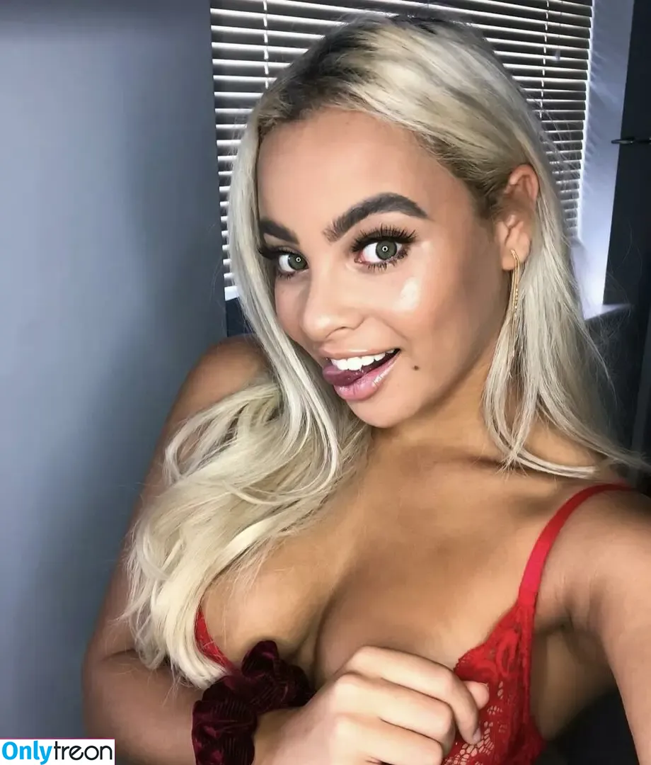 Danica Taylor nude photo #0086 (_danicataylor / xoxoglitter)