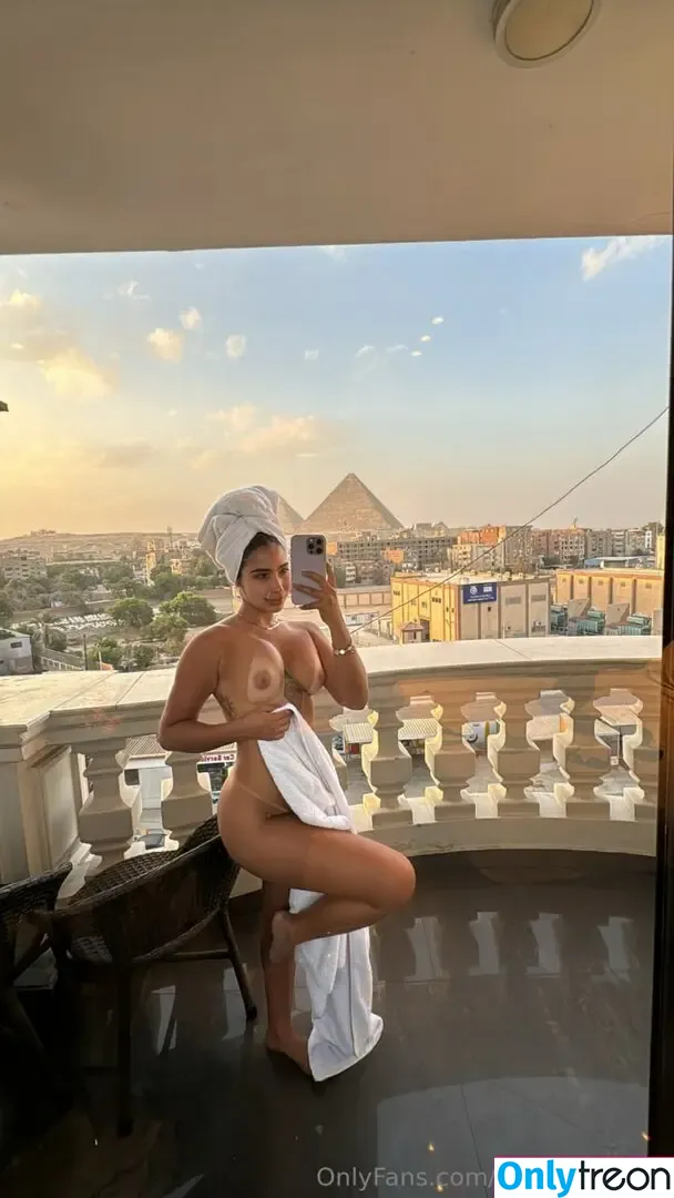 Daniela Antury nude photo #0257 (Danielaantury)