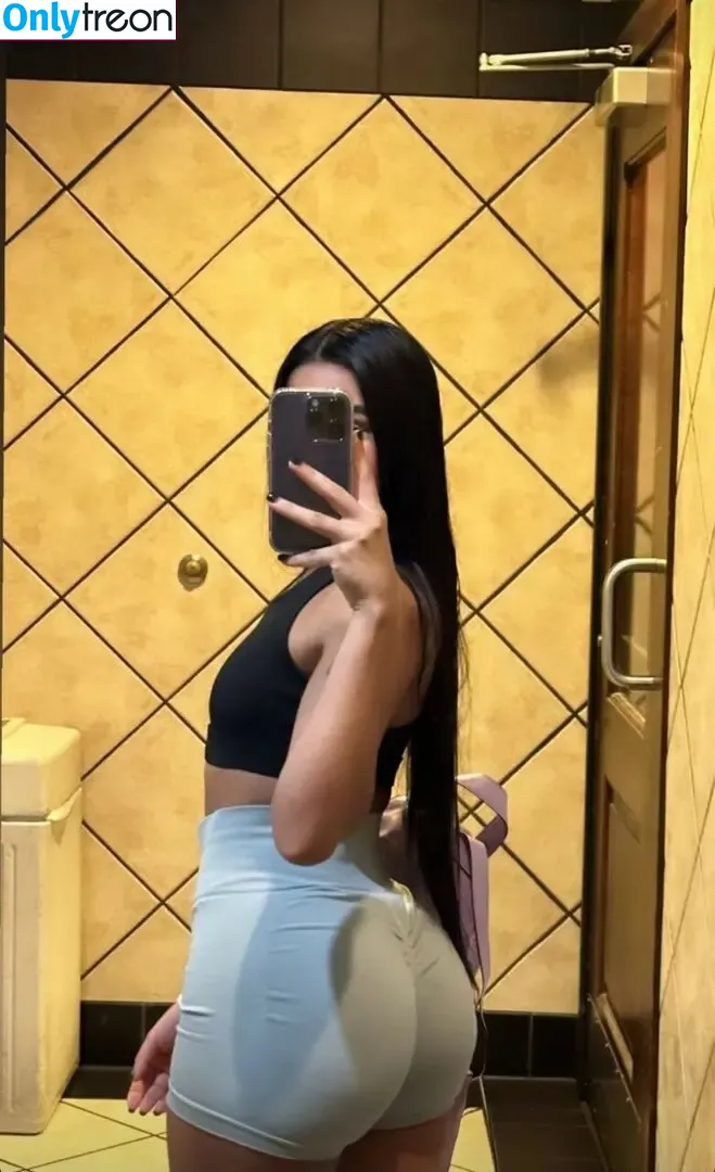 Daniela Aponte nude photo #0006 (dani_apontee / daniela_apontee / danielaapontee)