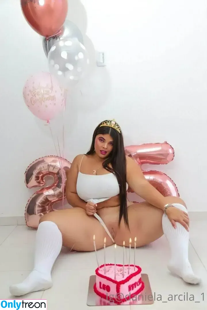 Daniela Arcila nude photo #0022 (daniela_arcila1)