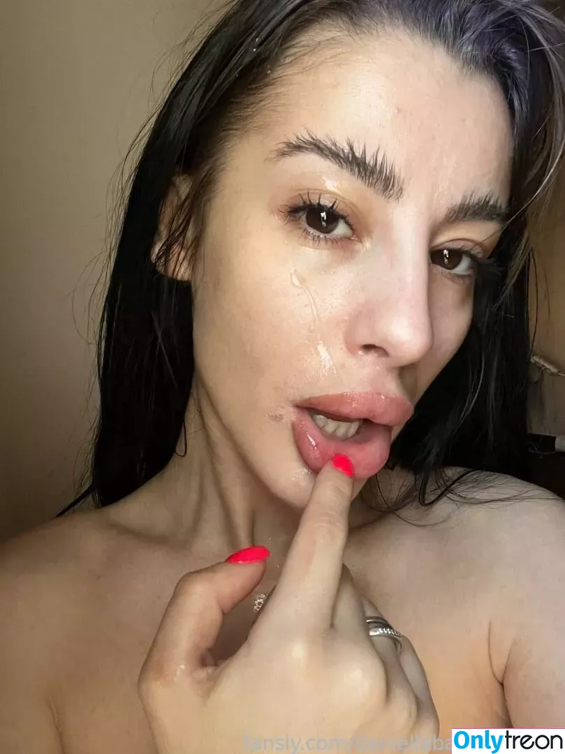 Daniela Bagdasaryan nude photo #0066 (daniellabagdasaryan)