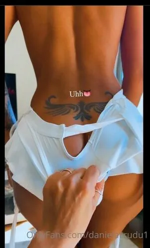Daniela Crudu / daniela_crudu_official / danielacrudu / danielacrudu1 фото голая #0013