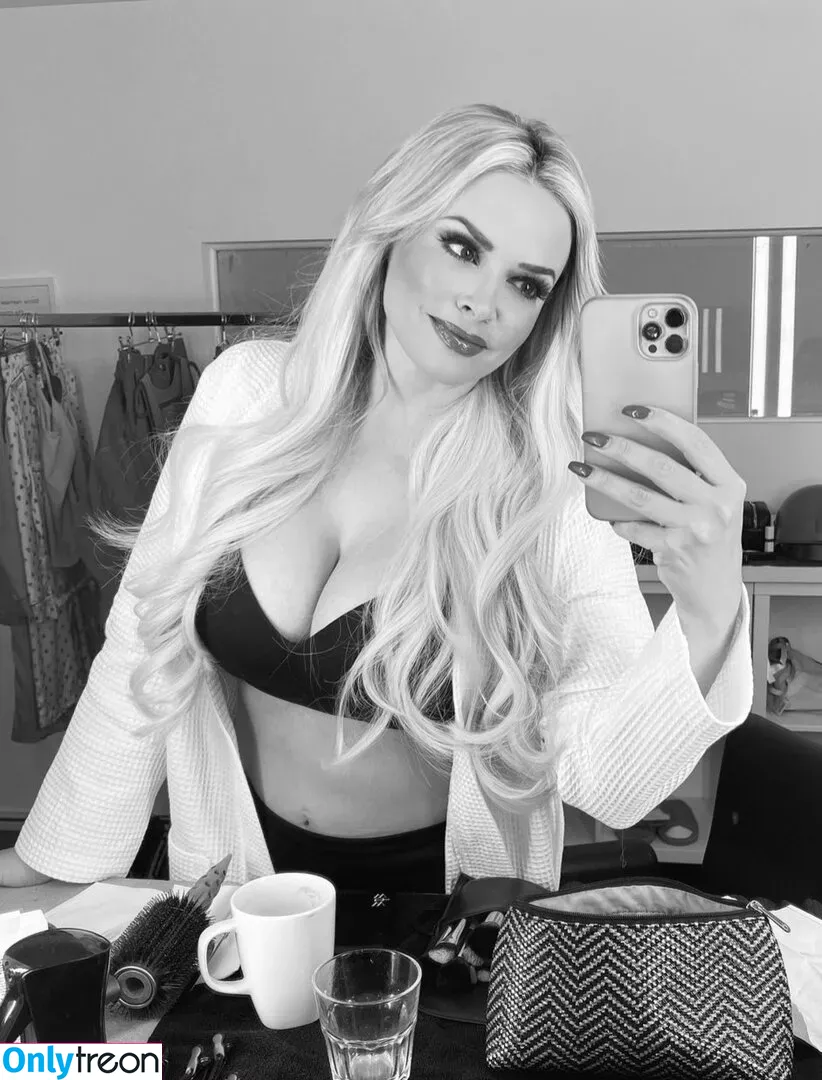 Daniela Katzenberger голая photo #0187 (danielakatzenberger)
