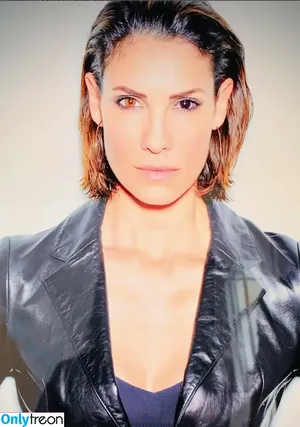 Daniela Ruah / danielaruah nude photo #0197