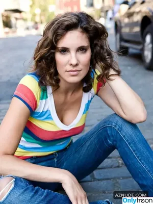 Daniela Ruah / danielaruah nude photo #0211