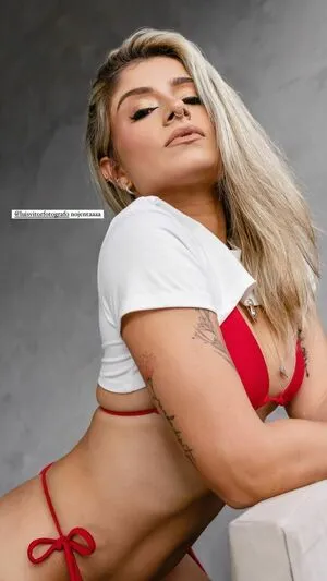 Daniela Stievano / danilanio / danimariaferraz nude photo #0057