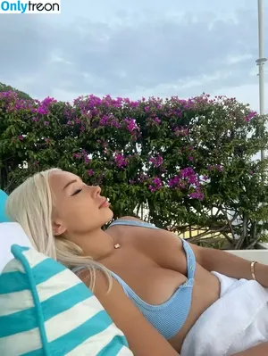 Daniella Chavez / daniellachavez / daniellachavezofficial / snapchat nude photo #0420
