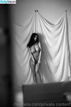 Daniella Papadopoulos / chiarapapadopoulos / daniellapapadopouloos nude photo #0001