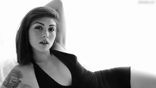 Daniella Pineda / notdaniellapineda фото голая #0068