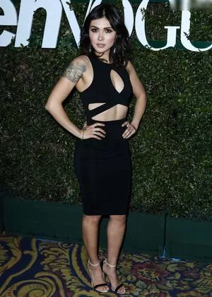 Daniella Pineda / notdaniellapineda фото голая #0077