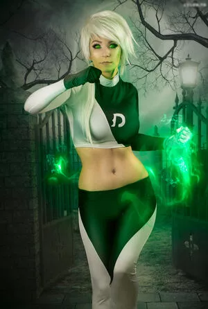 Danielle Beaulieu / DanielleCosplay / daniellebaloo фото голая #0230