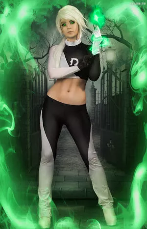 Danielle Beaulieu / DanielleCosplay / daniellebaloo фото голая #0235