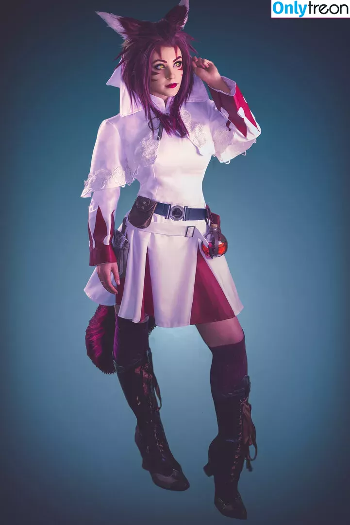 Danielle Beaulieu nude photo #0209 (DanielleCosplay / daniellebaloo)