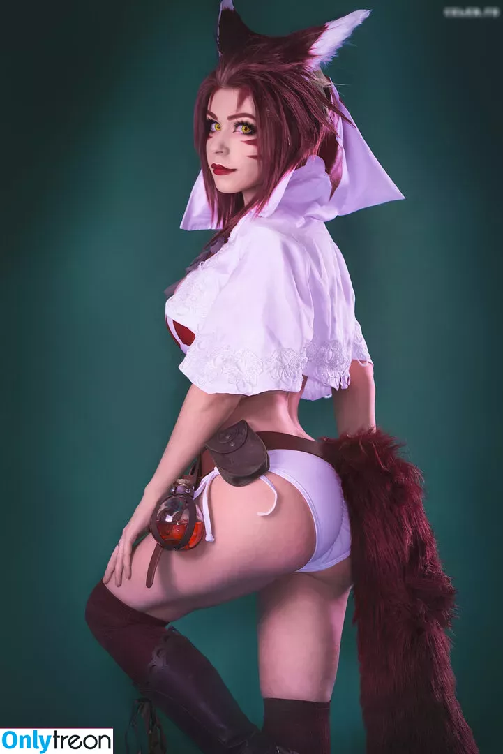 Danielle Beaulieu nude photo #0216 (DanielleCosplay / daniellebaloo)