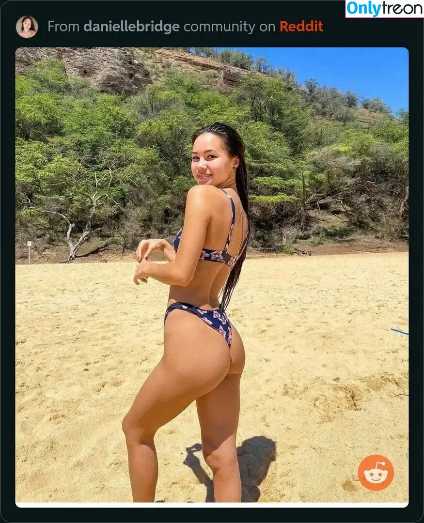 Danielle Bridge nude photo #0005 (danielle.bridgeee / daniellebridgee)