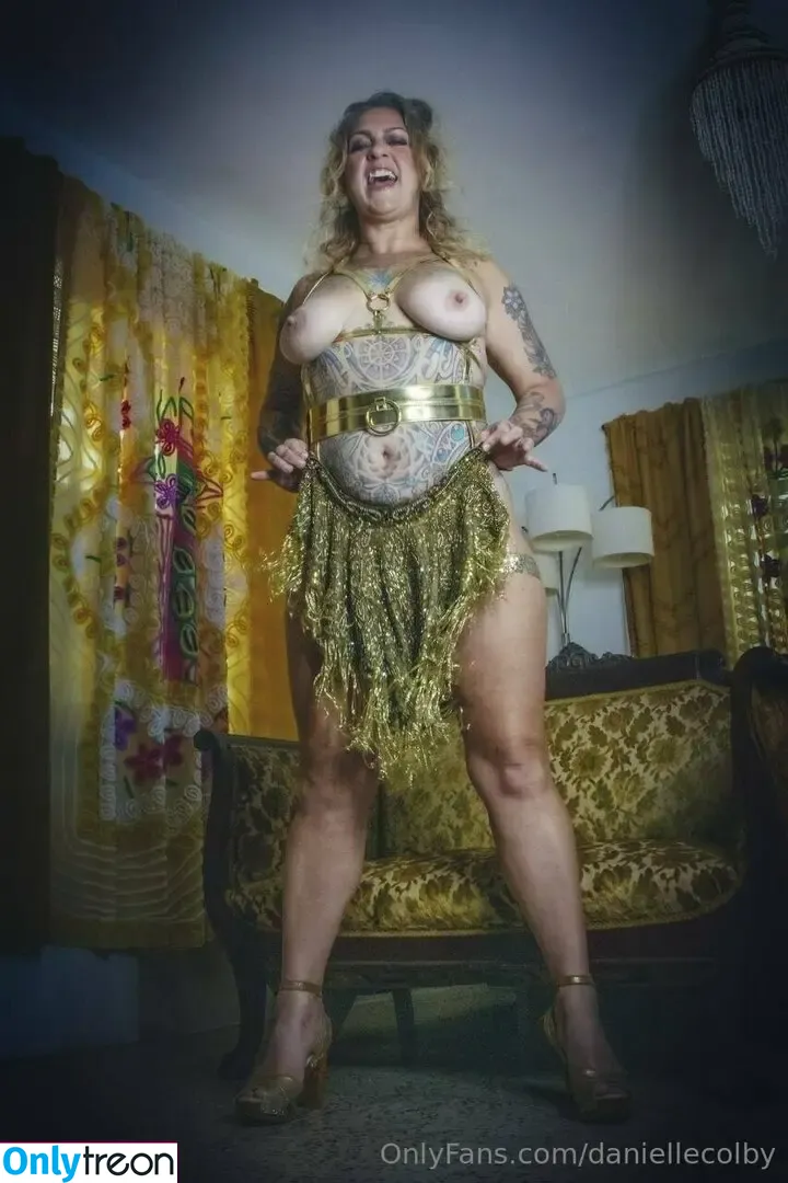 Danielle Colby голая photo #0975 (DanielleColby / daniellecolbyamericanpicker)