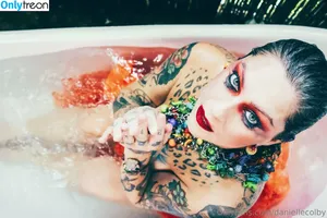 Danielle Colby / DanielleColby / daniellecolbyamericanpicker фото голая #1199