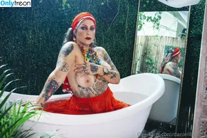 Danielle Colby / DanielleColby / daniellecolbyamericanpicker фото голая #1204