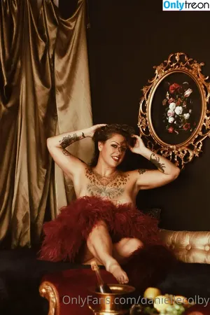 Danielle Colby / DanielleColby / daniellecolbyamericanpicker фото голая #1338