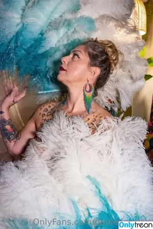 Danielle Colby / DanielleColby / daniellecolbyamericanpicker nude photo #1355