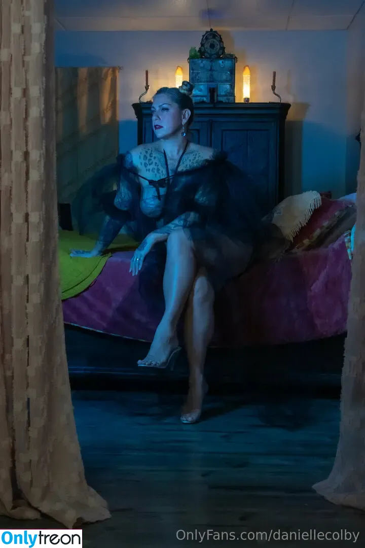 Danielle Colby nude photo #1078 (DanielleColby / daniellecolbyamericanpicker)