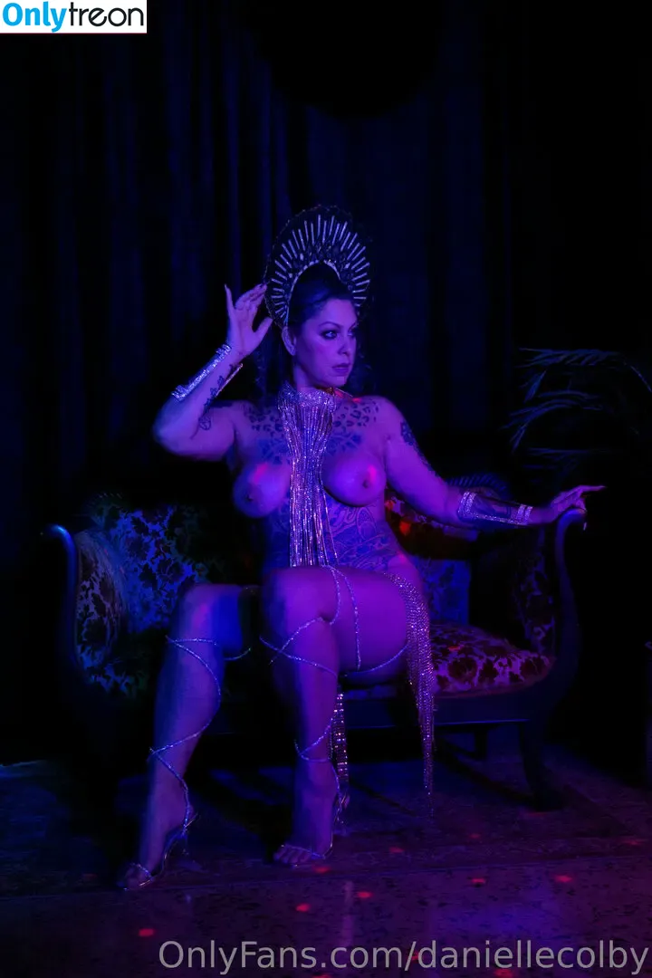 Danielle Colby nude photo #1228 (DanielleColby / daniellecolbyamericanpicker)