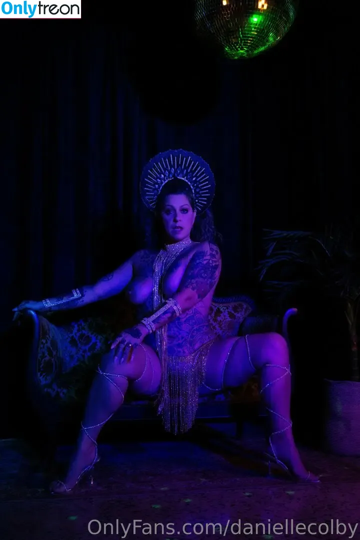 Danielle Colby nude photo #1234 (DanielleColby / daniellecolbyamericanpicker)