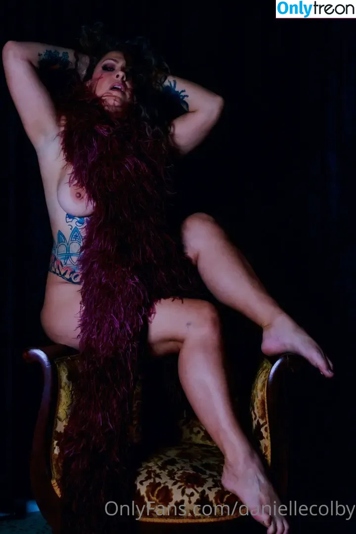 Danielle Colby nude photo #1267 (DanielleColby / daniellecolbyamericanpicker)