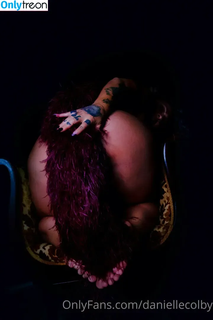 Danielle Colby nude photo #1287 (DanielleColby / daniellecolbyamericanpicker)