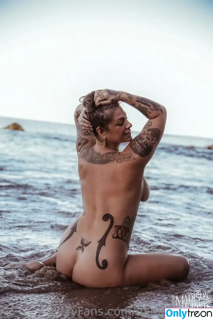 Danielle Colby nude photo #1289 (DanielleColby / daniellecolbyamericanpicker)