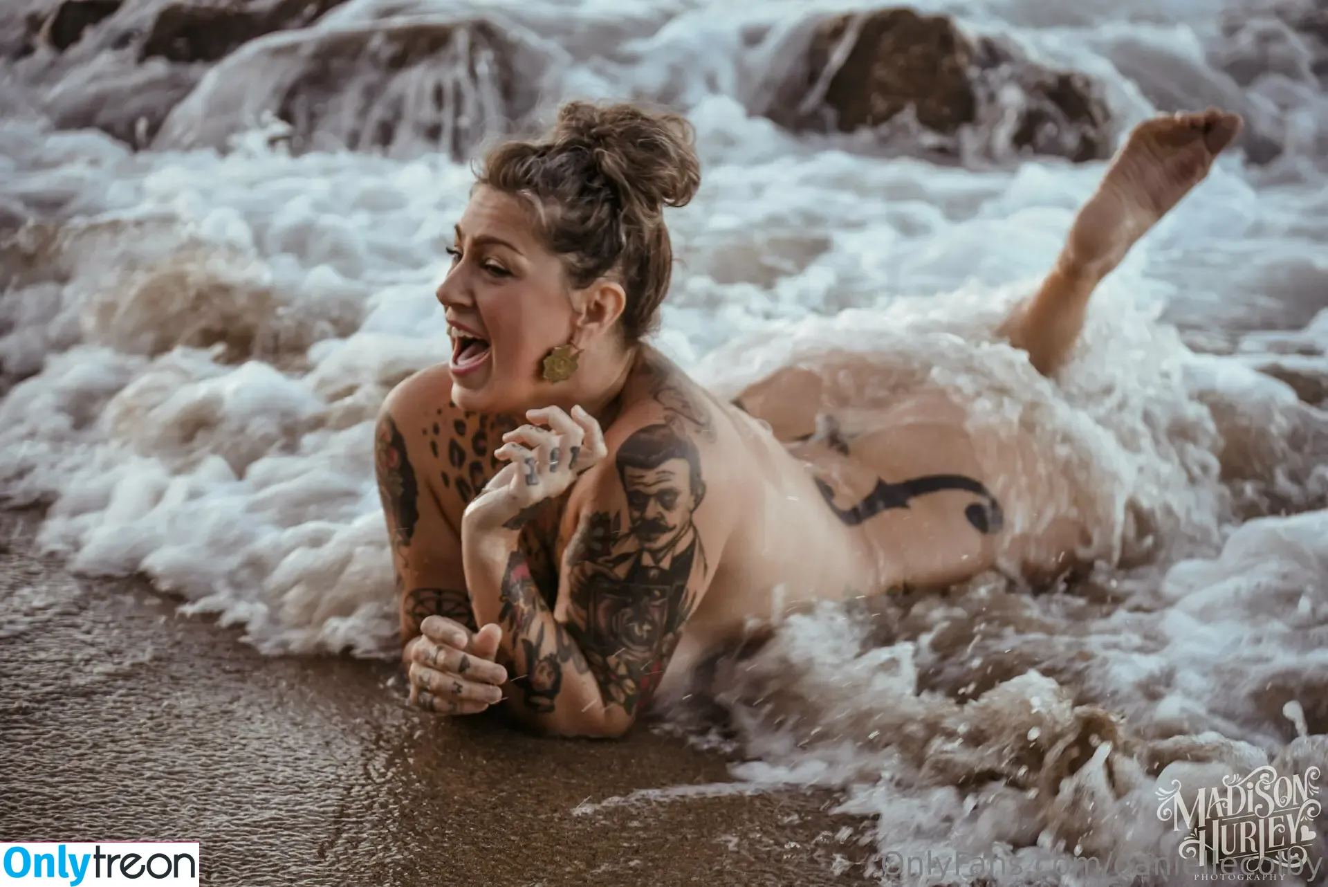 Danielle Colby nude photo #1295 (DanielleColby / daniellecolbyamericanpicker)