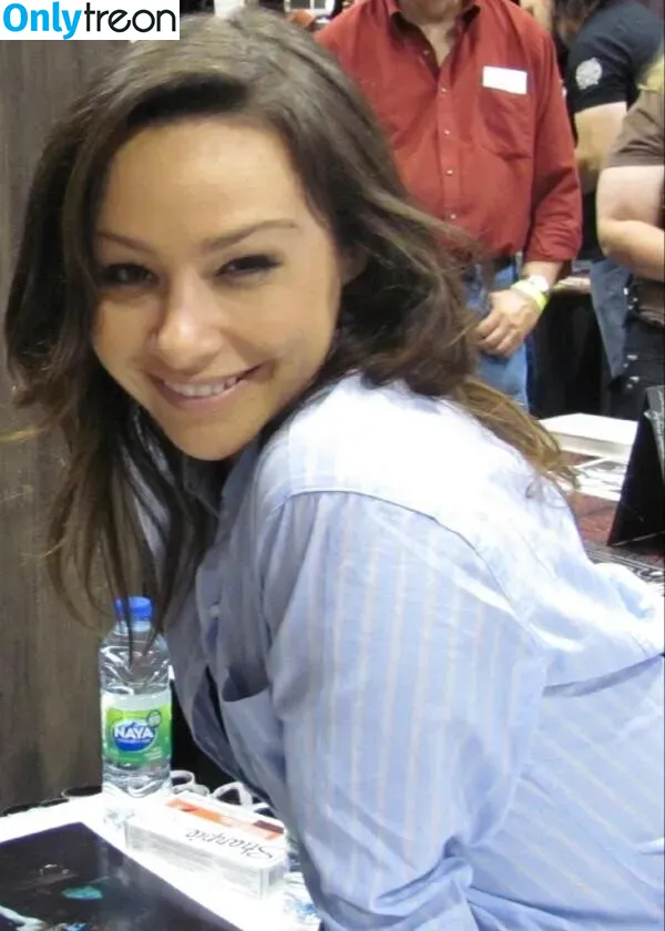 Danielle Harris nude photo #0016 (halloweengal / horrorgal)