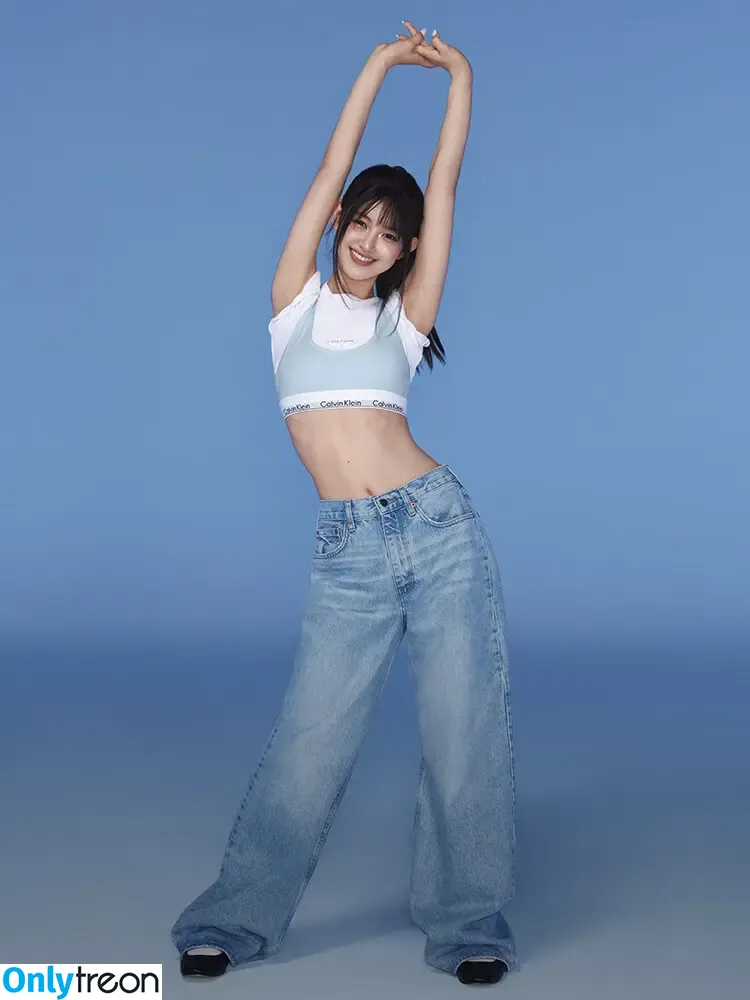 Danielle Marsh nude photo #0023 (DanielleJeans / NewJeans_twt / newjeans_official)
